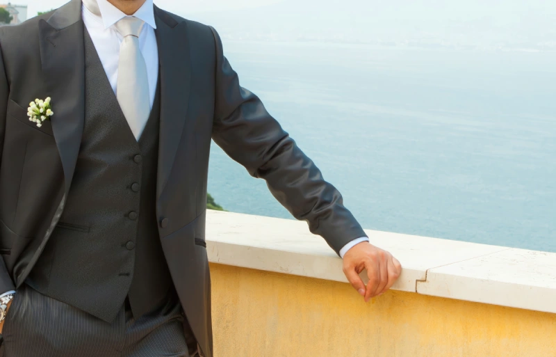 trajes de novio 2026